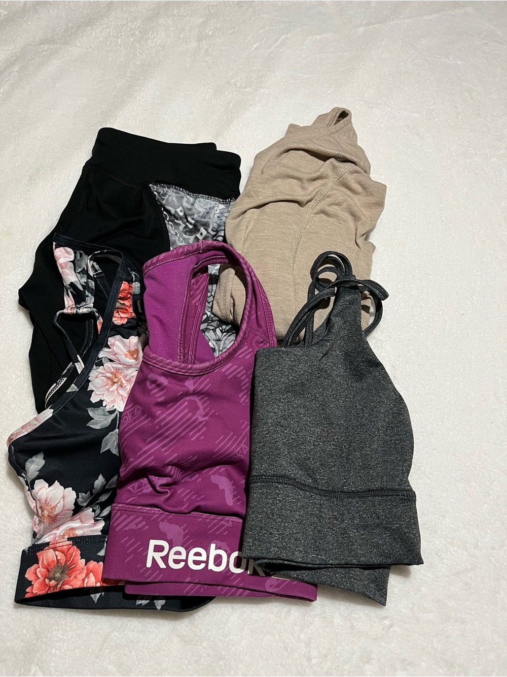 Size M workout/athletic clothes bundle